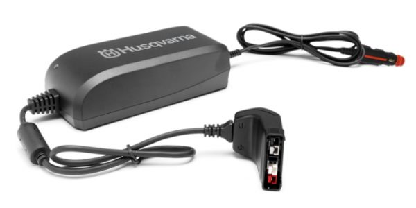 HUSQVARNA QC80F IN CAR BATTERY CHARGER